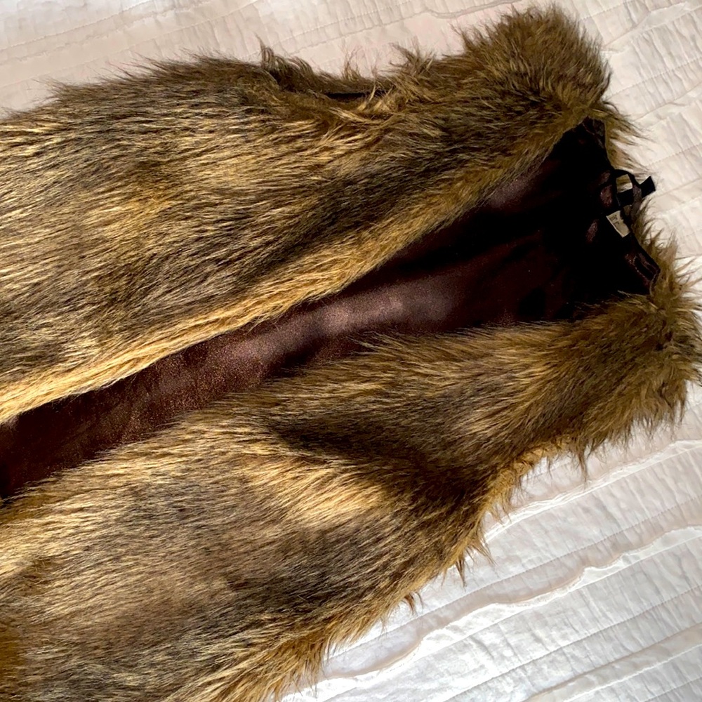 Furry brown vest